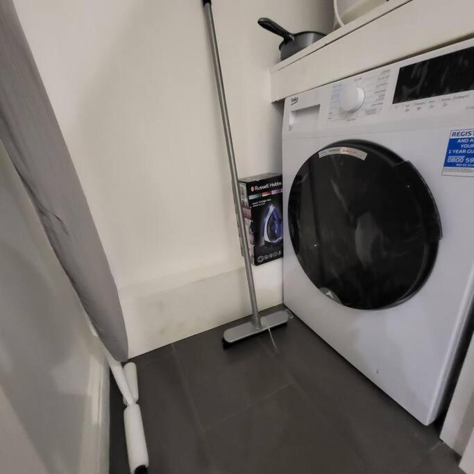 Beautiful Brighton Apartment, 5Min Walk To Beach エクステリア 写真