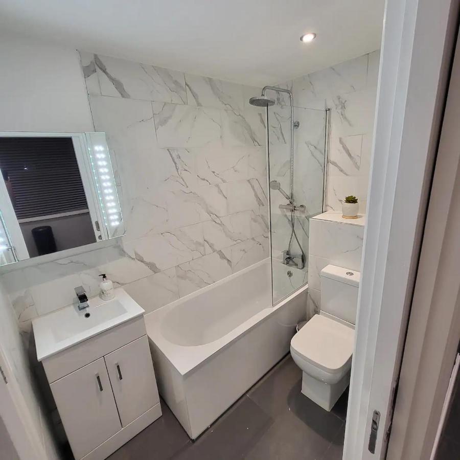 Beautiful Brighton Apartment, 5Min Walk To Beach エクステリア 写真