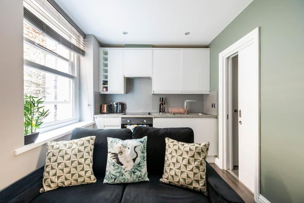 Beautiful Brighton Apartment, 5Min Walk To Beach エクステリア 写真