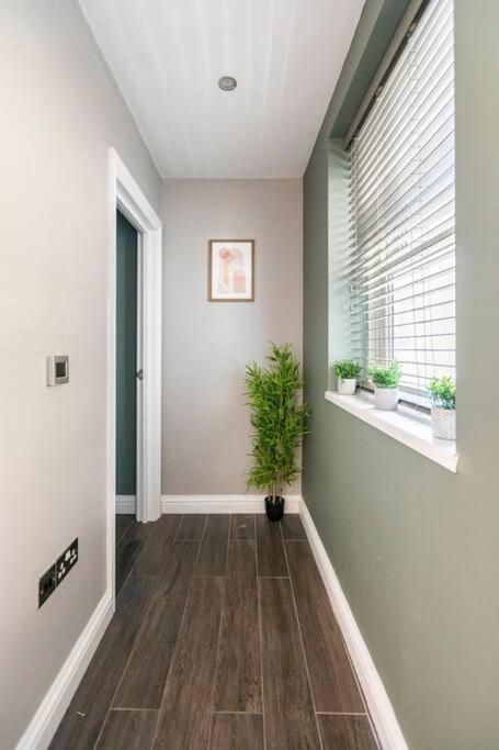 Beautiful Brighton Apartment, 5Min Walk To Beach エクステリア 写真