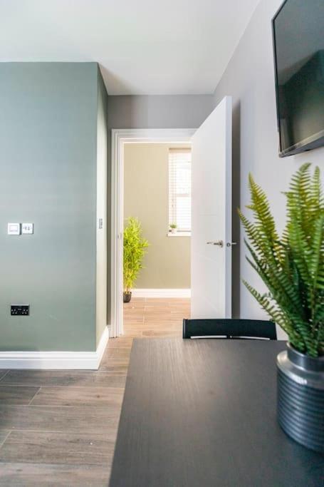 Beautiful Brighton Apartment, 5Min Walk To Beach エクステリア 写真