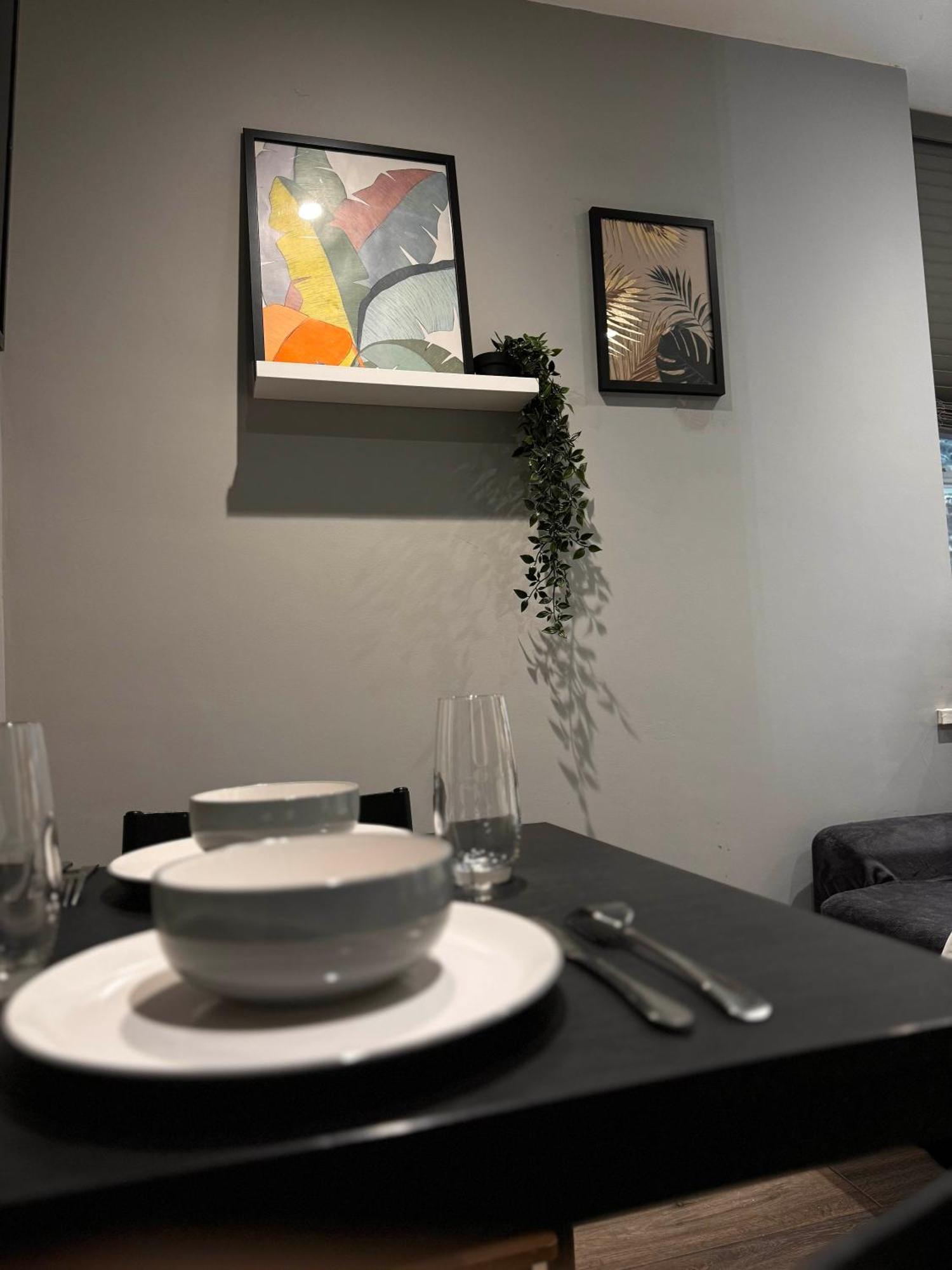 Beautiful Brighton Apartment, 5Min Walk To Beach エクステリア 写真