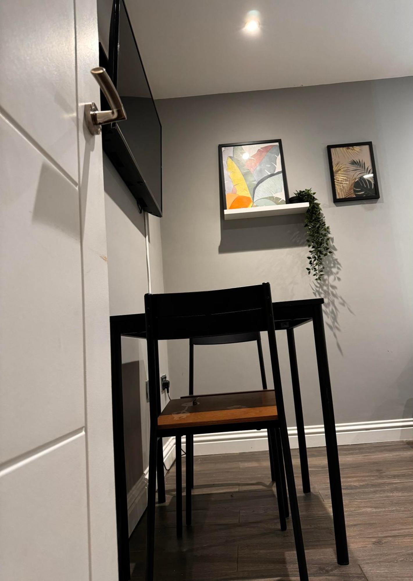 Beautiful Brighton Apartment, 5Min Walk To Beach エクステリア 写真